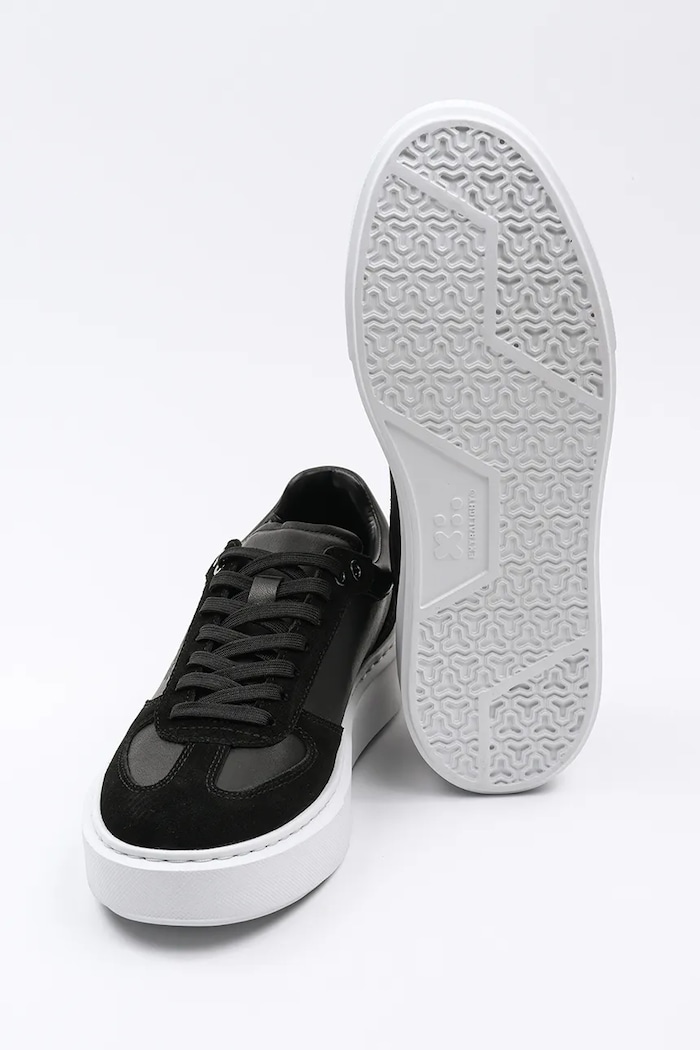 Δερμάτινα sneakers Karl Lagerfeld MAXI KUP RSG KL52235.300 μαύρο