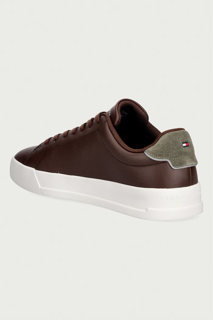 Παπούτσια Tommy Hilfiger TH COURT LTH DETAIL ESS sneakers ανδρικά δερμάτινα FM0FM05367 καφέ