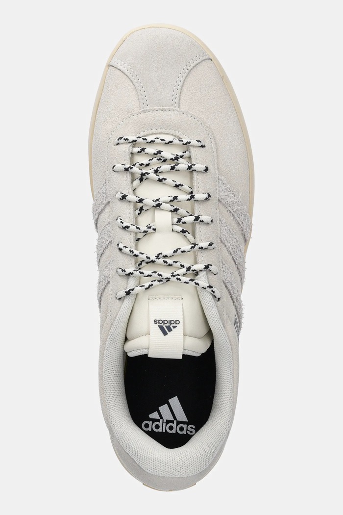 adidas sneakersy zamszowe VL Court 3.0 beżowy JP5296