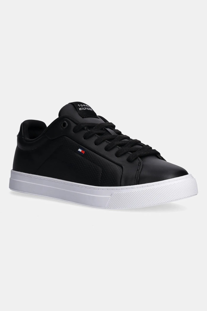 Tommy Hilfiger sneakersy skórzane ICON COURT PINPERF LTH niska czarny FM0FM05483