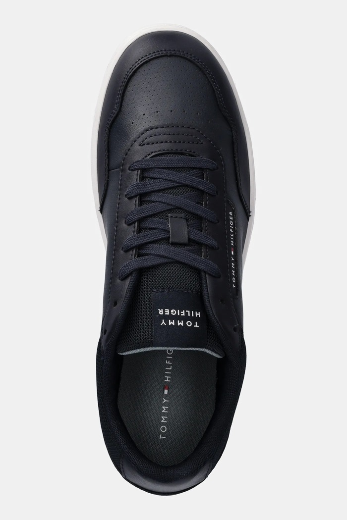Tommy Hilfiger sneakersy TH BASKET CORE LTH PINPERF granatowy FM0FM05466