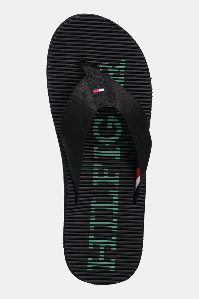 Tommy Hilfiger flip-flop MASSAGE HILFIGER BEACH SANDAL fekete FM0FM05443