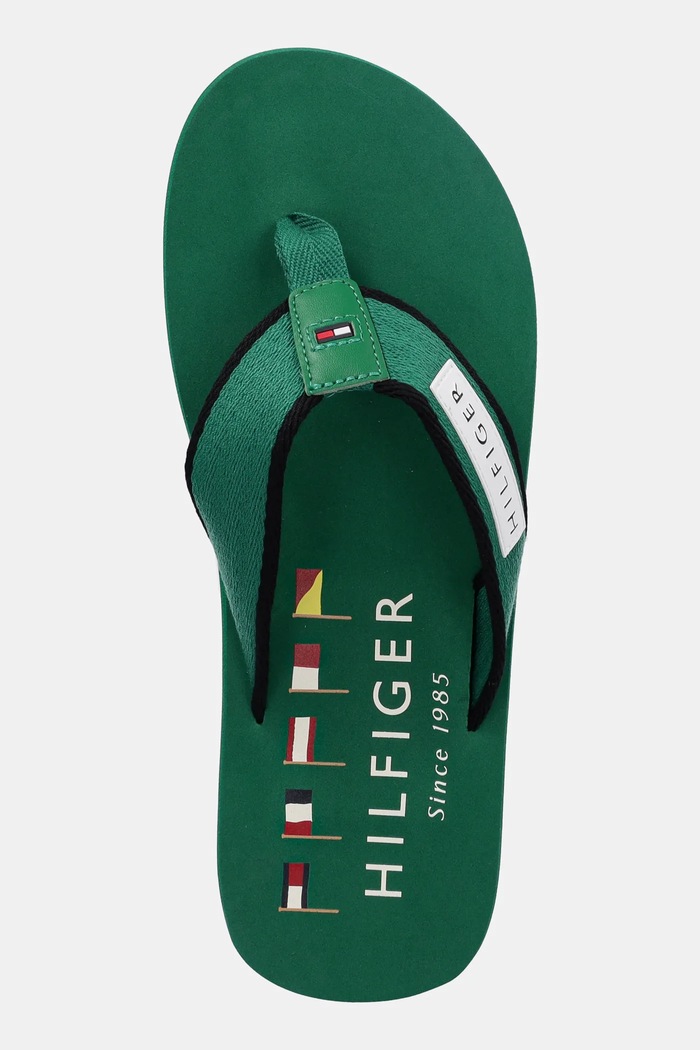 Σαγιονάρες Tommy Hilfiger PATCH HILFIGER BEACH SANDAL πράσινο FM0FM05435