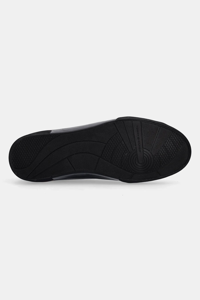 Kožené sneakers boty Tommy Hilfiger CORE CORPORATE VULC LEATHER FM0FM05399 černá