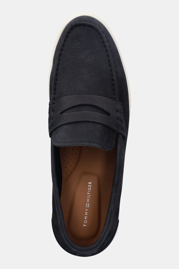 Tommy Hilfiger mokasyny nubukowe TOMMY HILFIGER NUBUCK P LOAFER granatowy FM0FM05350
