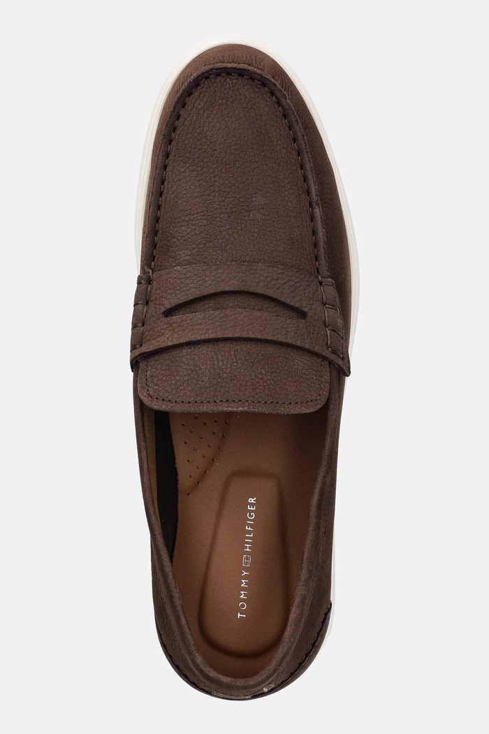 Tommy Hilfiger mokasyny nubukowe TOMMY HILFIGER NUBUCK P LOAFER brązowy FM0FM05350