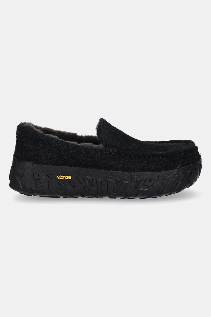 Mokasinke od brušene kože UGG Ascot Wrap Tech 1167670.BLK crna SS25