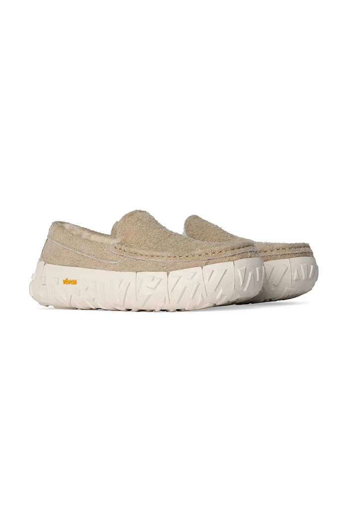 UGG Mocasini din piele intoarsa Ascot Wrap Tech 1167670.MDSD bej SS25