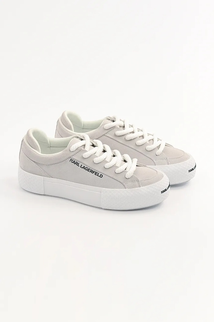 Велурени кецове Karl Lagerfeld SKATE LO LACE KL50722.5LL сив SS25