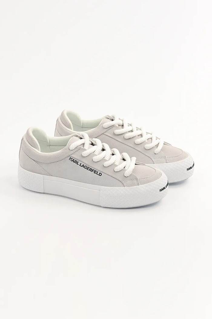 Велурени кецове Karl Lagerfeld SKATE LO LACE KL50722.5LL сив SS25