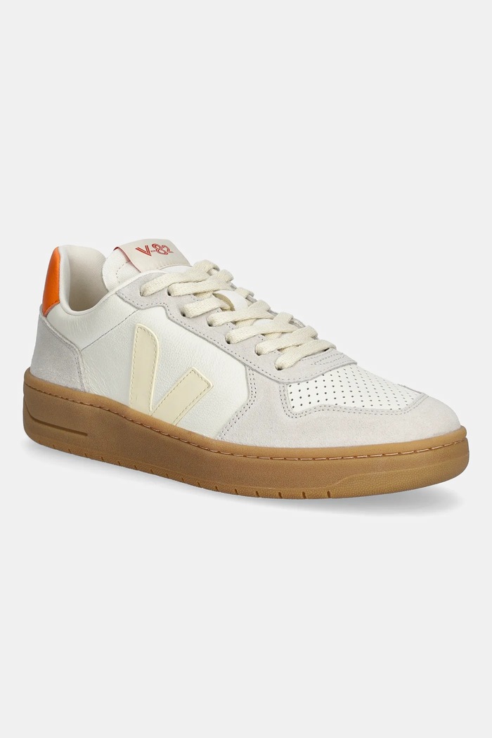 Δερμάτινα sneakers Veja V-82 υφασμάτινο μπεζ VE3320758B