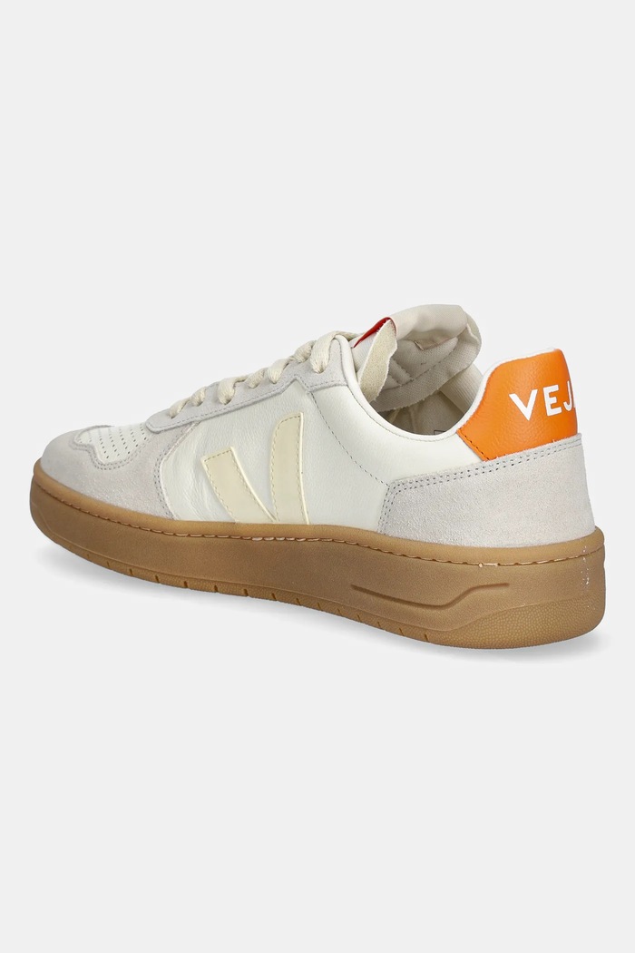 Παπούτσια Δερμάτινα sneakers Veja V-82 VE3320758B μπεζ