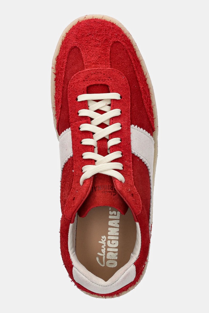Σουέτ sneakers Clarks Originals Tor 80 κόκκινο 26181126