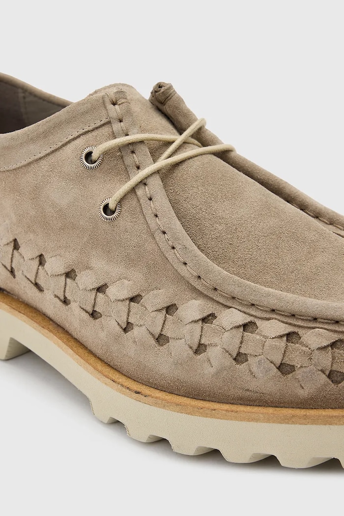 Semišové polobotky AllSaints Skiff Woven Shoe béžová M057FC
