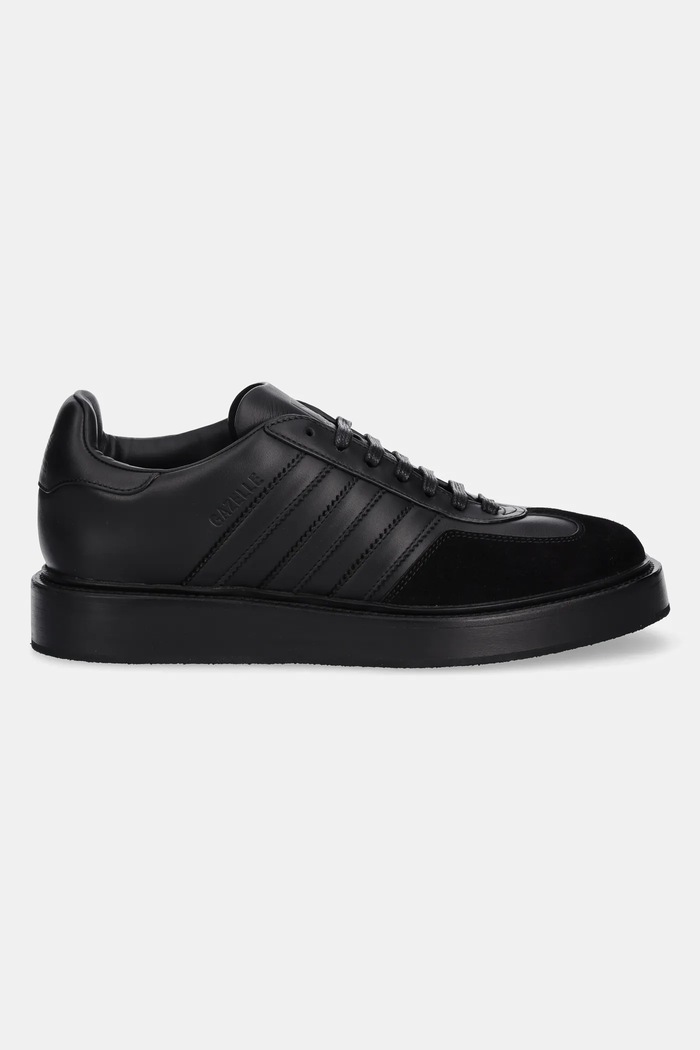 Кожени маратонки adidas Originals Gazelle Indoor Made IH8642 черен SS25