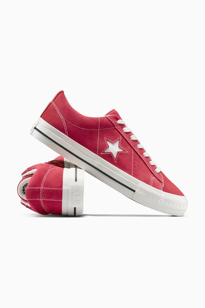 Converse trainers One Star 95 red A14712C