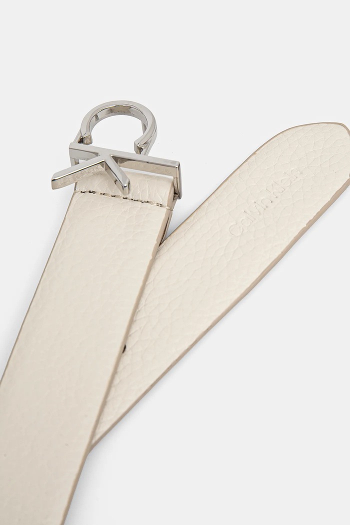 Calvin Klein Pasek skórzany K60K613073 beżowy SS25