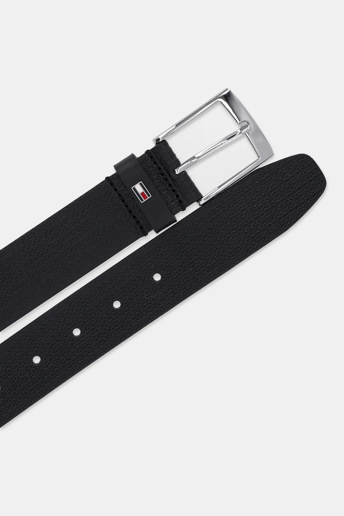 Kožený pásek Tommy Hilfiger AM0AM13015 černá SS25