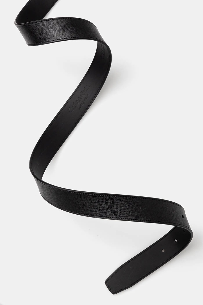 Calvin Klein Oboustranný kožený pásek Calvin Klein K50K512659 černá SS25