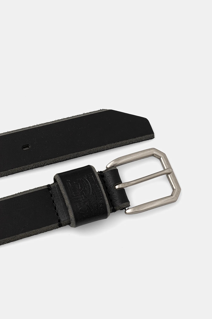 Remen Levi's 002G2.0000 crna AA00
