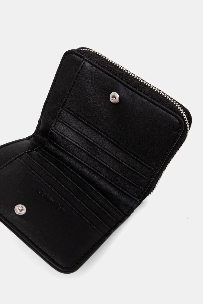 Novčanik Calvin Klein crna K60K612825