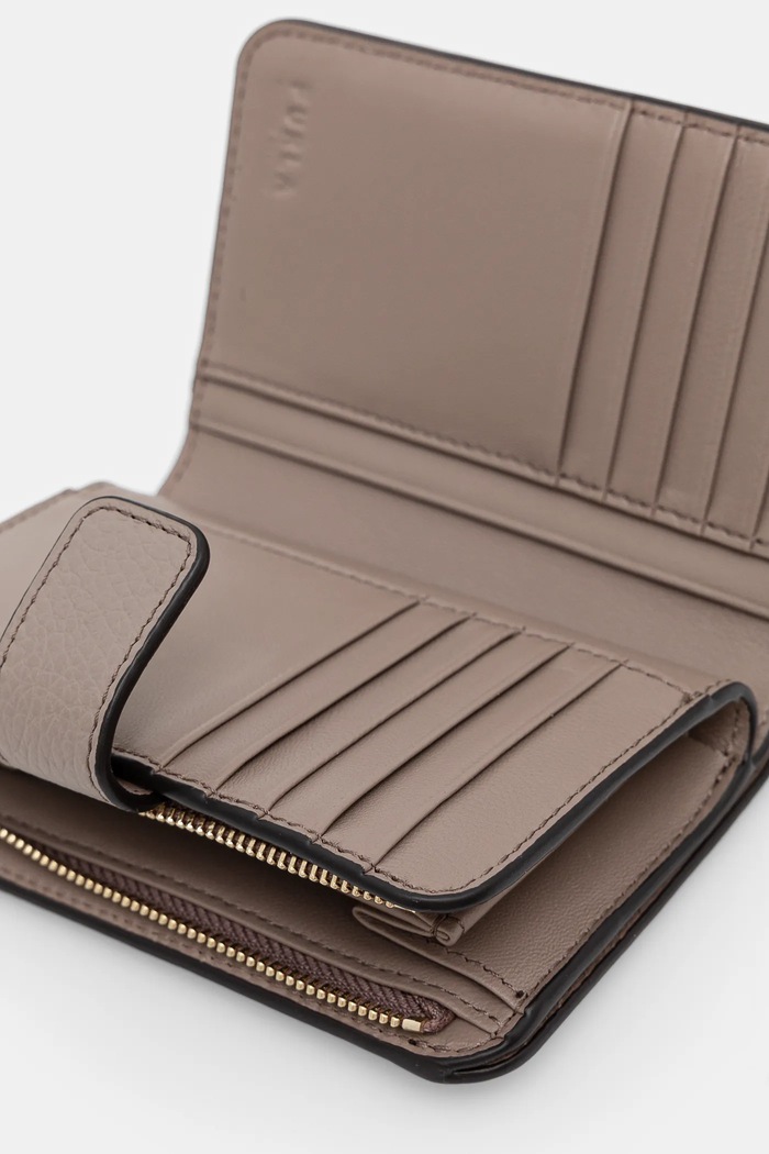 Кожен портфейл Furla кафяв WP00314.HSF000.2572S