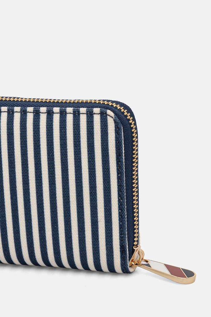 Peňaženka Tommy Hilfiger AW0AW17269 tmavomodrá SS25