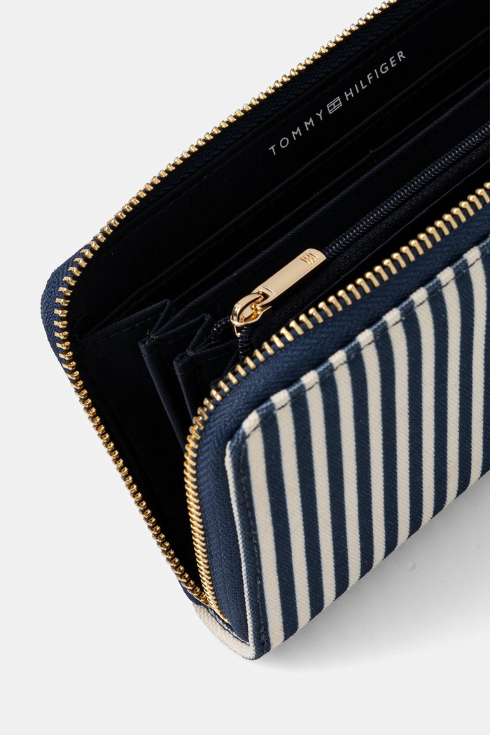 Doplnky Peňaženka Tommy Hilfiger AW0AW17269 tmavomodrá