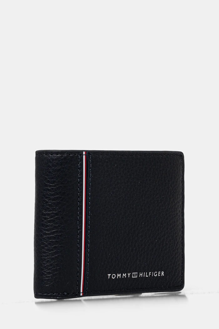 Kožená peněženka Tommy Hilfiger AM0AM13042 námořnická modř SS25