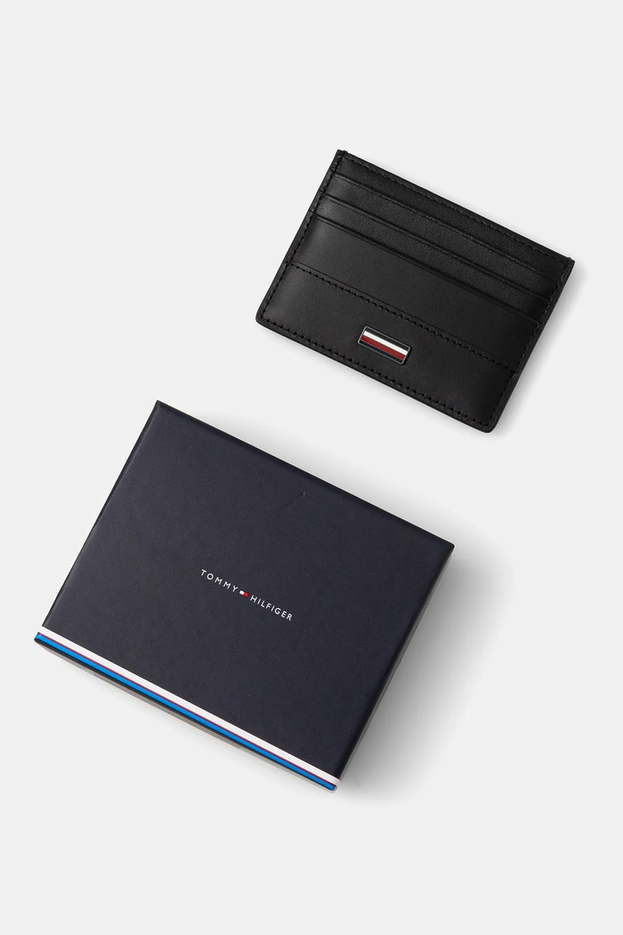 Αξεσουάρ Δερμάτινη θήκη για κάρτες Tommy Hilfiger AM0AM13243 μαύρο