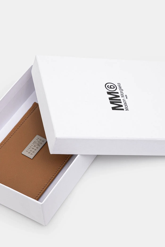 Δερμάτινο πορτοφόλι MM6 Maison Margiela SA5UI0016.P7258 καφέ