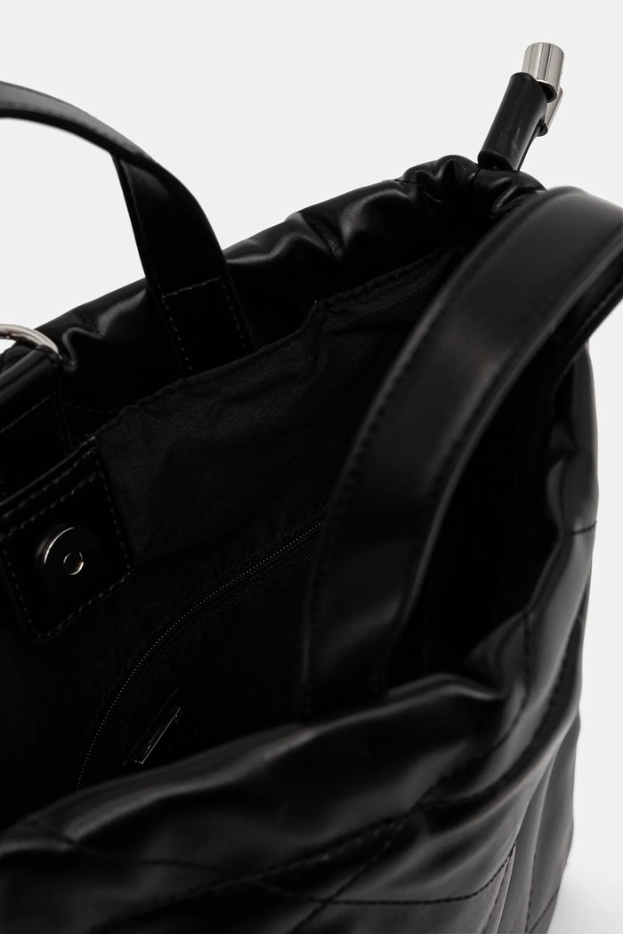 Ruksak Guess V5RZ06.WGRJ0 čierna