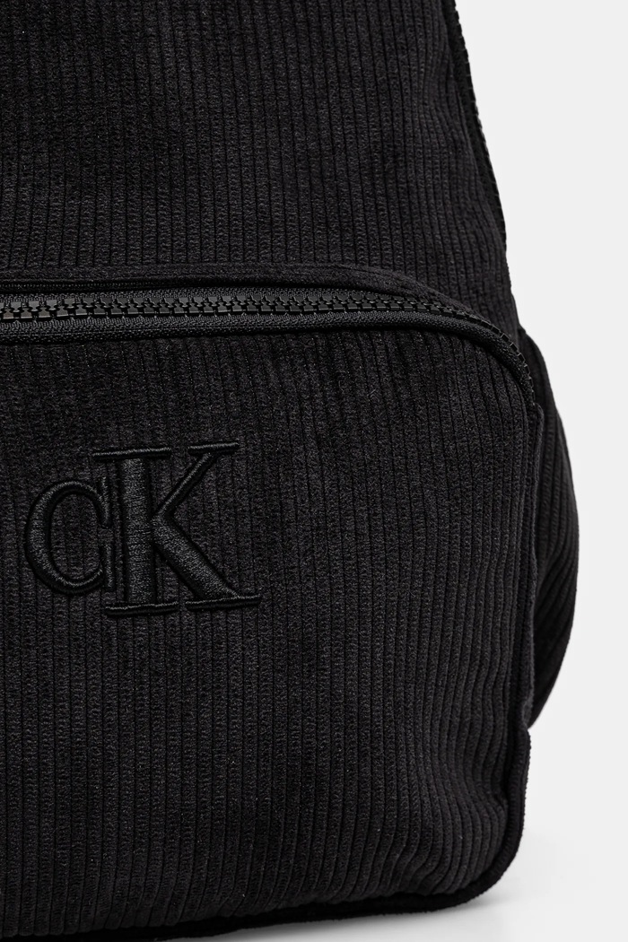 Detský ruksak Calvin Klein Jeans čierna IU0IU00669.PPYA
