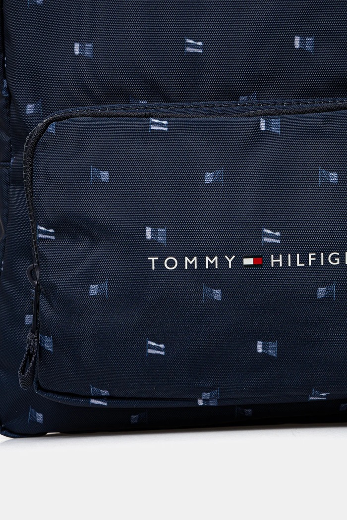 Batoh Tommy Hilfiger námořnická modř AU0AU01945.PPYA