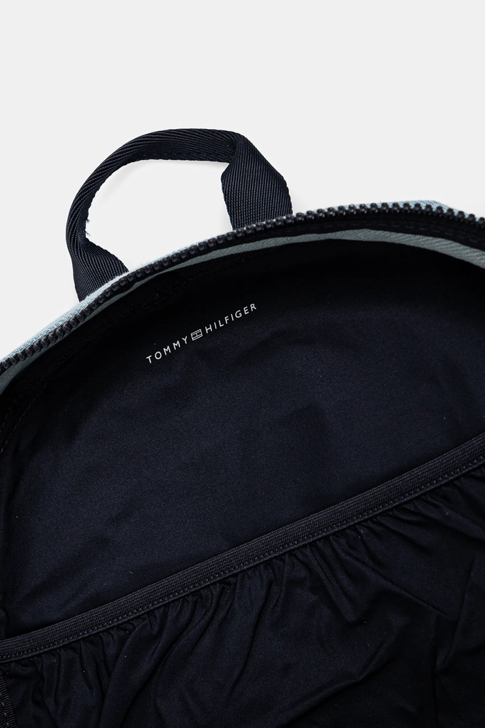 Detský ruksak Tommy Hilfiger AU0AU01967.PPYA modrá
