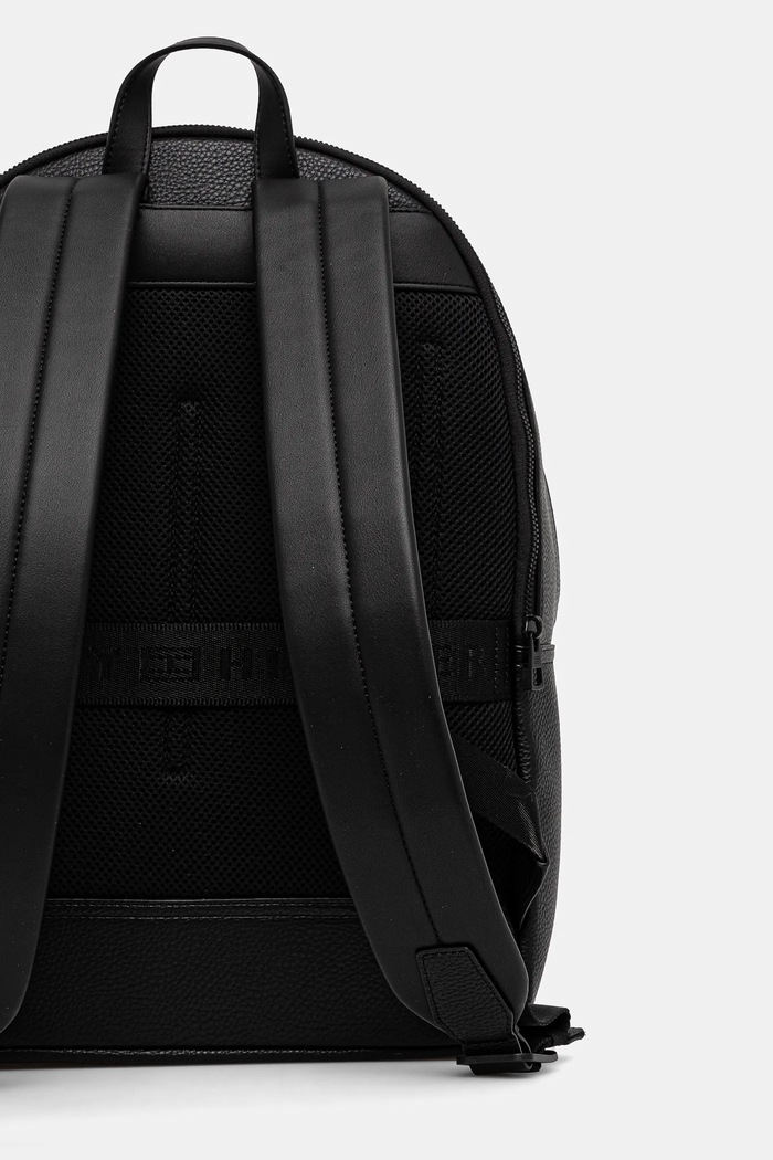 Doplňky Batoh Tommy Hilfiger AM0AM13070 černá