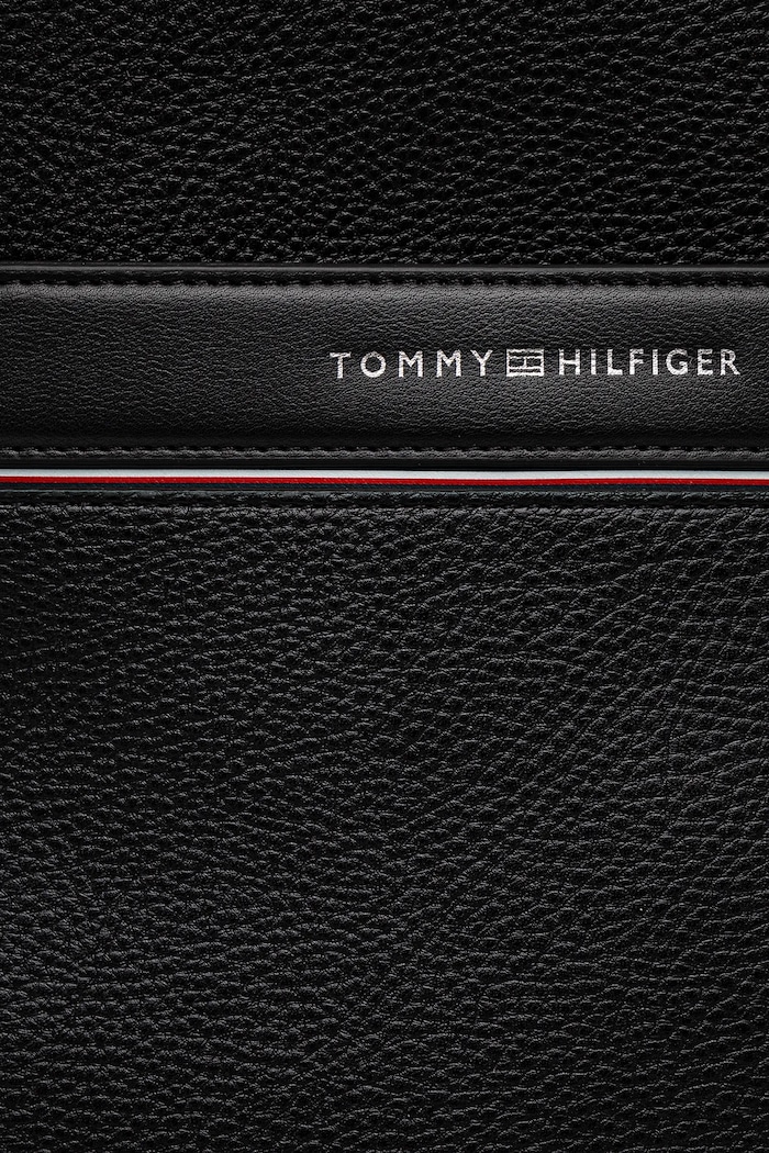 Batoh Tommy Hilfiger černá AM0AM13070