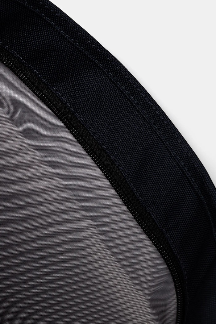 Рюкзак Sandqvist Icon Rolltop M 251404504 чорний