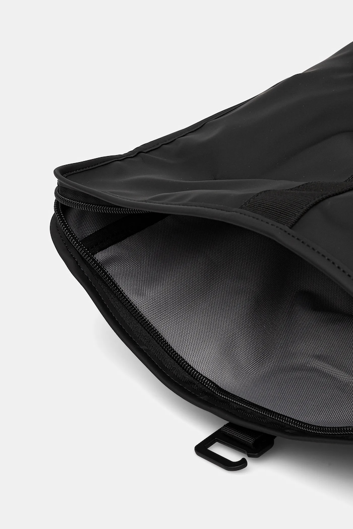 Ruksak Rains Texel Moulded Backpack W3 13430.01 čierna