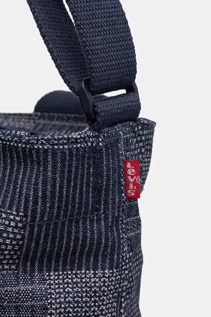 Kiegészítők Levi's táska D7545.0038 sötétkék