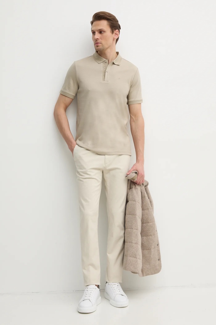 Calvin Klein polo bawełniane K10K114135 beżowy SS25