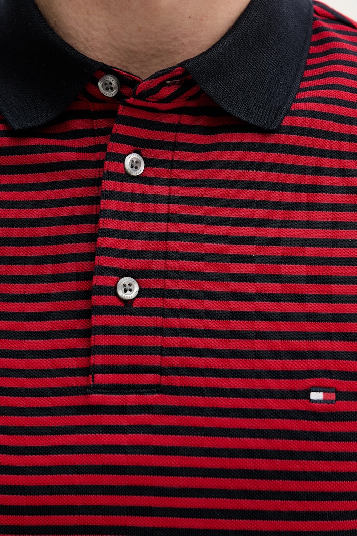 Tommy Hilfiger polo tričko bavlnené s elastanom červená MW0MW17771.