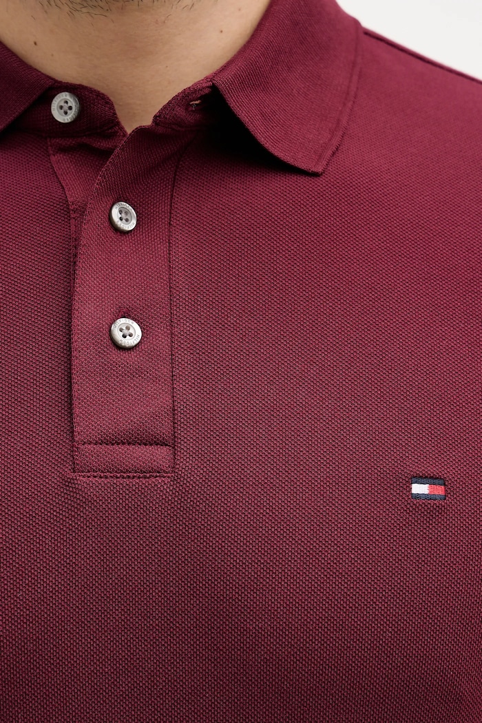 Polo tričko bavlnené s elastanom Tommy Hilfiger burgundské MW0MW17771.
