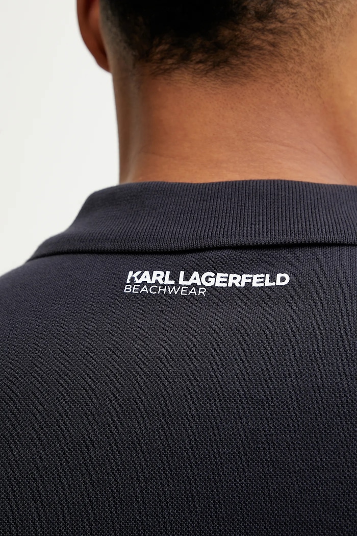 Βαμβακερό μπλουζάκι πόλο Karl Lagerfeld A2M46036 σκούρο μπλε