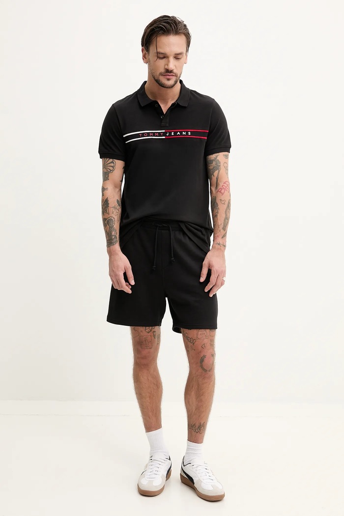Tommy Jeans Polo bawełniane DM0DM20916 czarny SS25