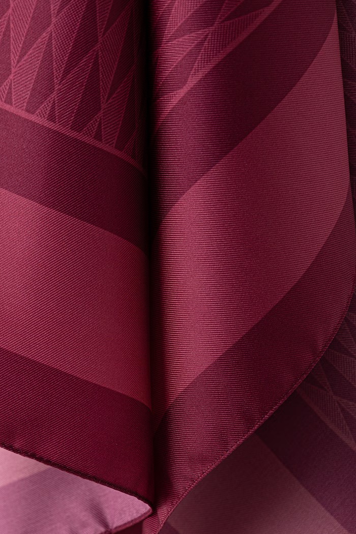 HUGO neckerchief Auraize 50535470 rosu SS26