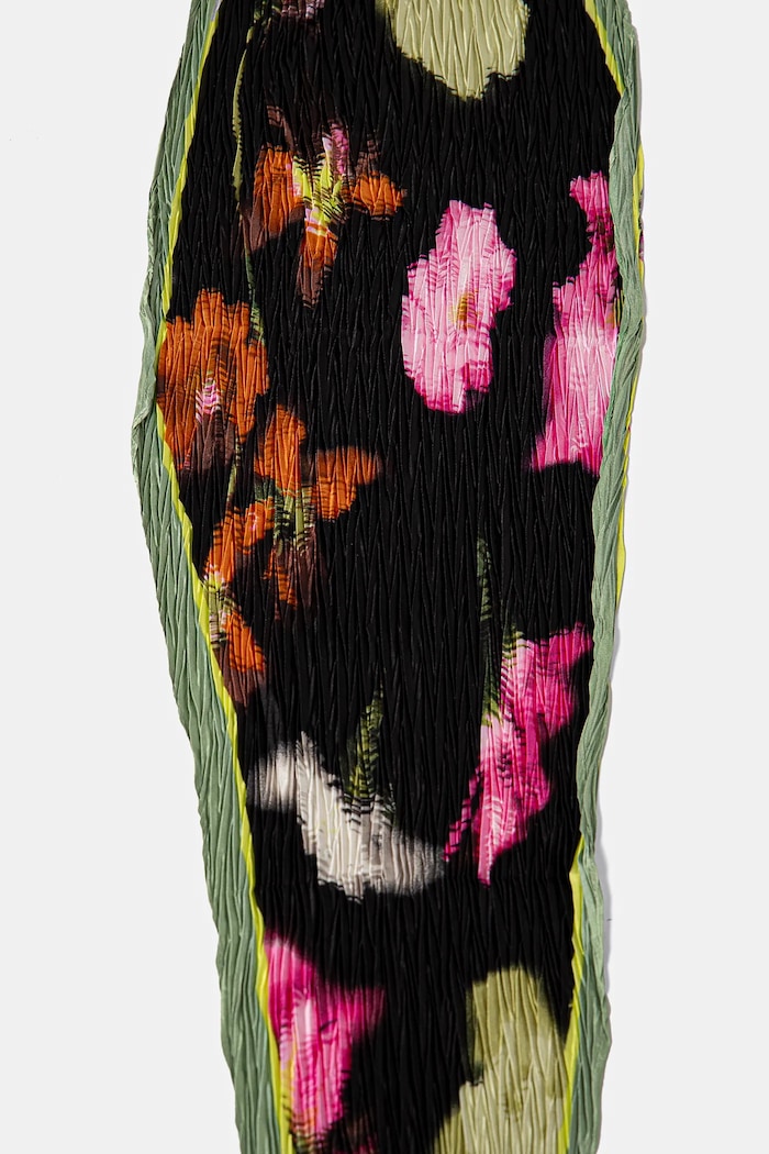 Desigual sál BOTANIC DREAMZ 25SAWA36 fekete SS25