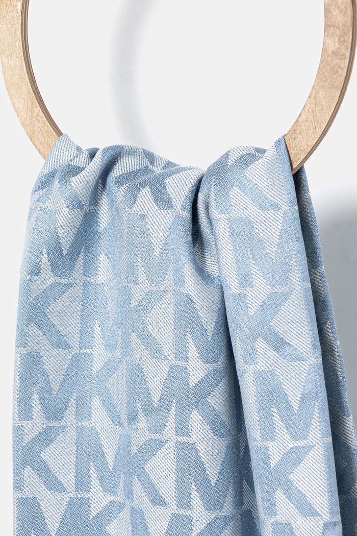 Šátek z vlněné směsi MICHAEL Michael Kors 540072. modrá SS25