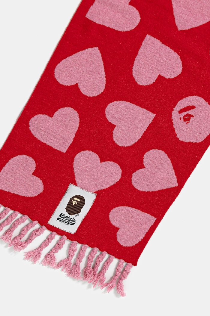 Kratki šal s primjesom vune A Bathing Ape I love bape 1K80282001 crvena SS25