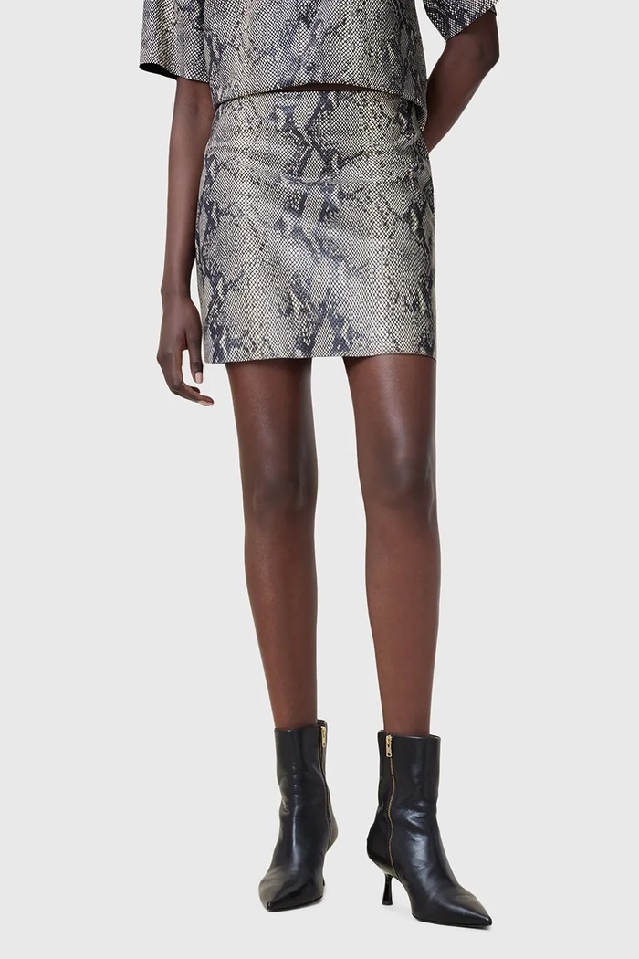 Kožená sukňa AllSaints RENAI W007RC viacfarebná SS25